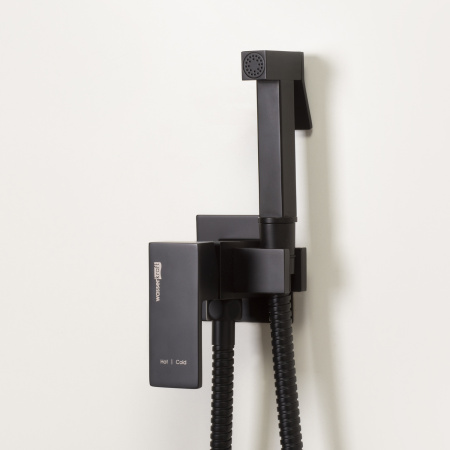 Гигиенический душ со смесителем WasserKraft A71638 черный матовый